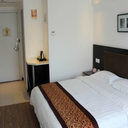 Super 8 Hotel Chaoyang Park South Dongfeng Road Pékin  Extérieur photo